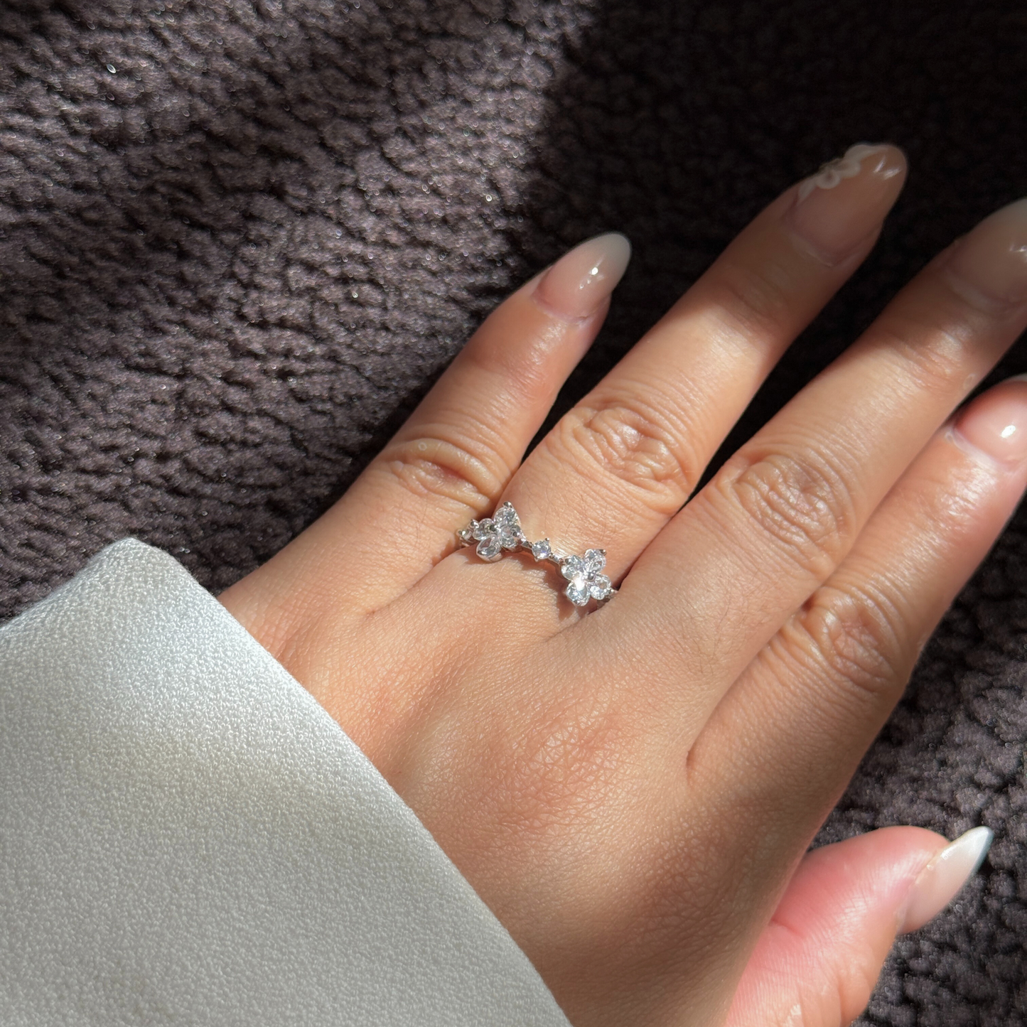 Havilah Blumen Kreuz Ring - Geonea