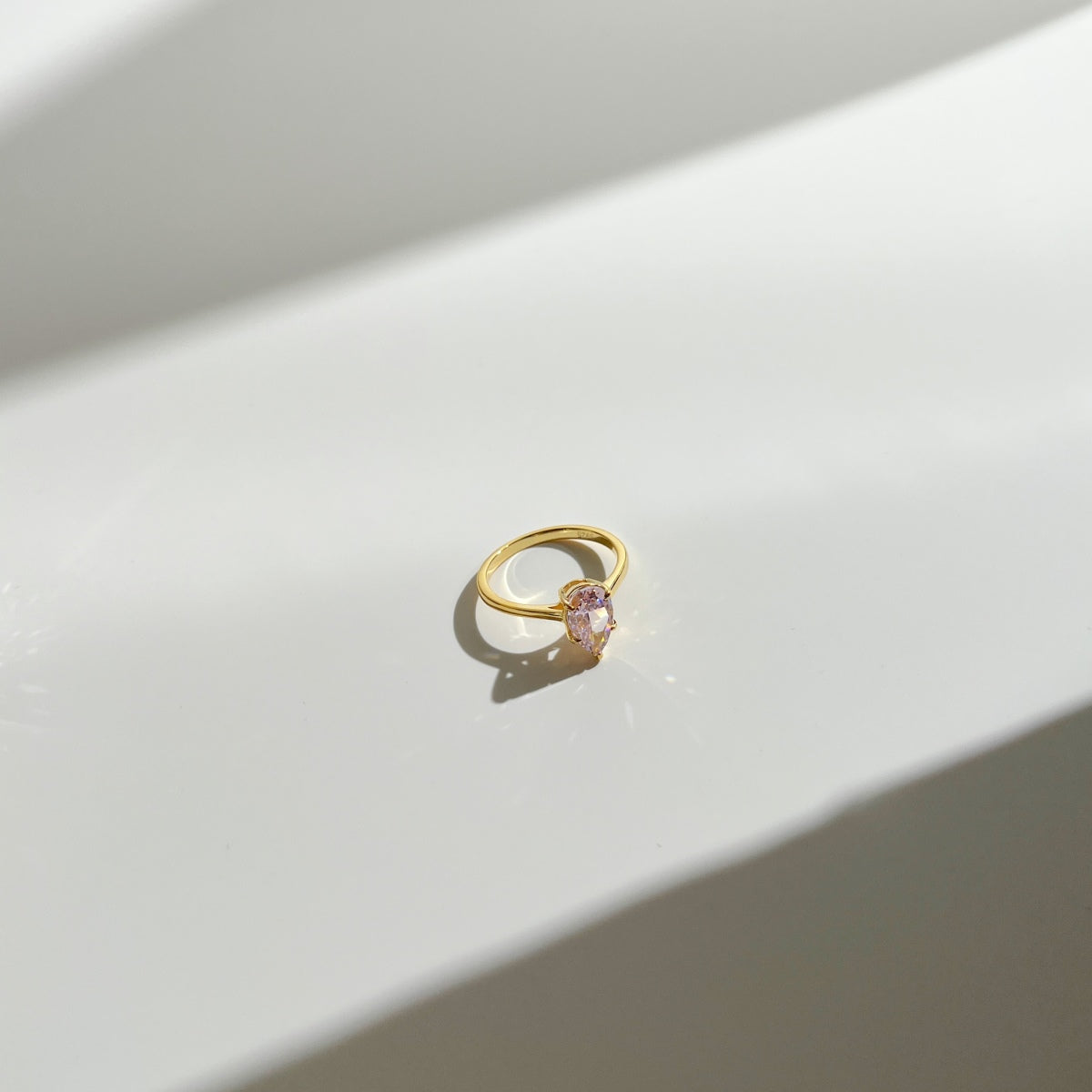 Magdalen Verlobungsring - Geonea