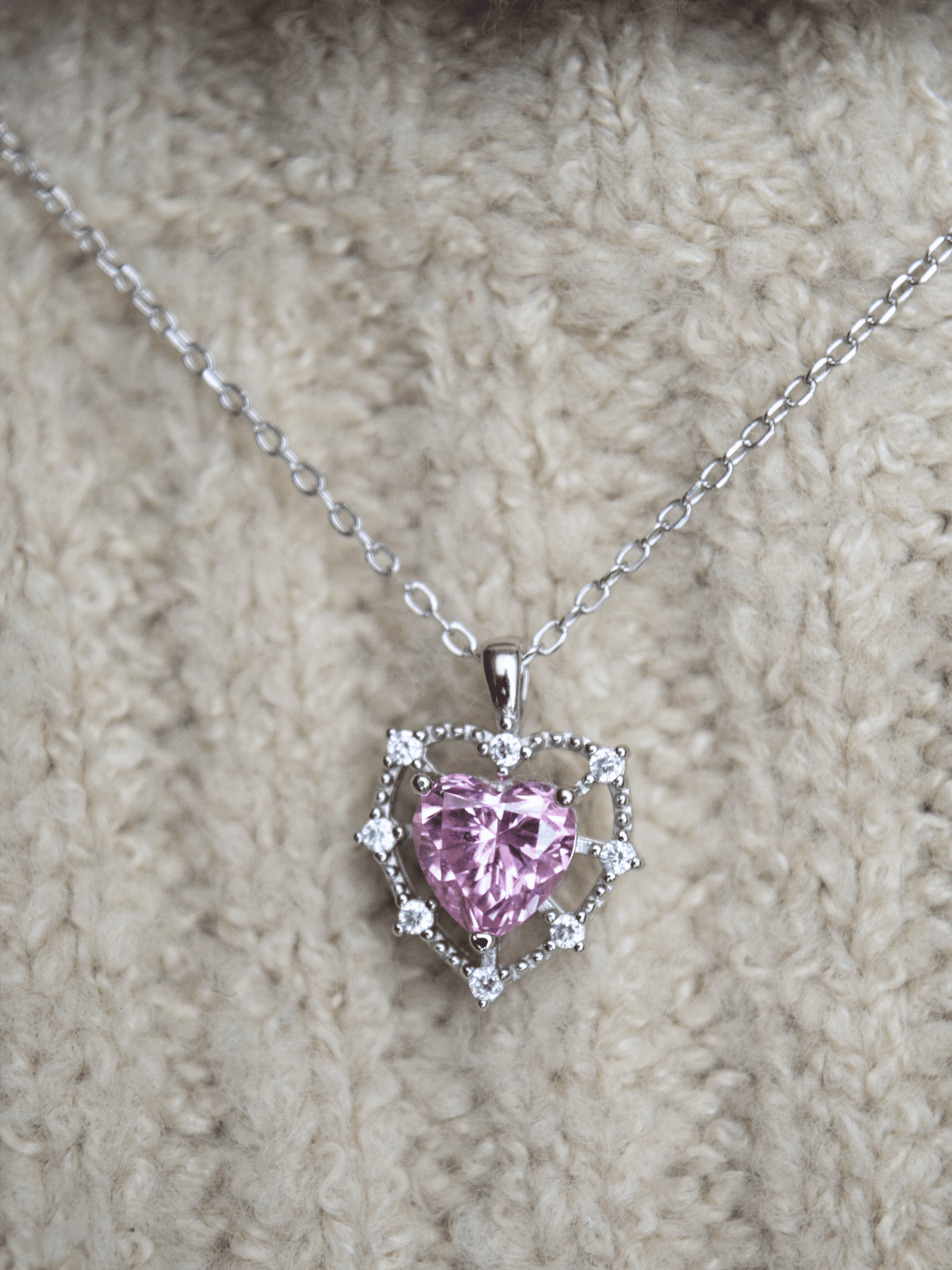 Bethel Rosa Herz Halskette - Geonea