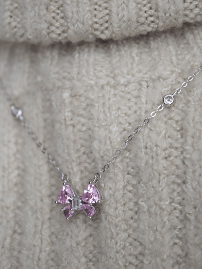 Chloe Rosa-Schleife Halskette - Geonea