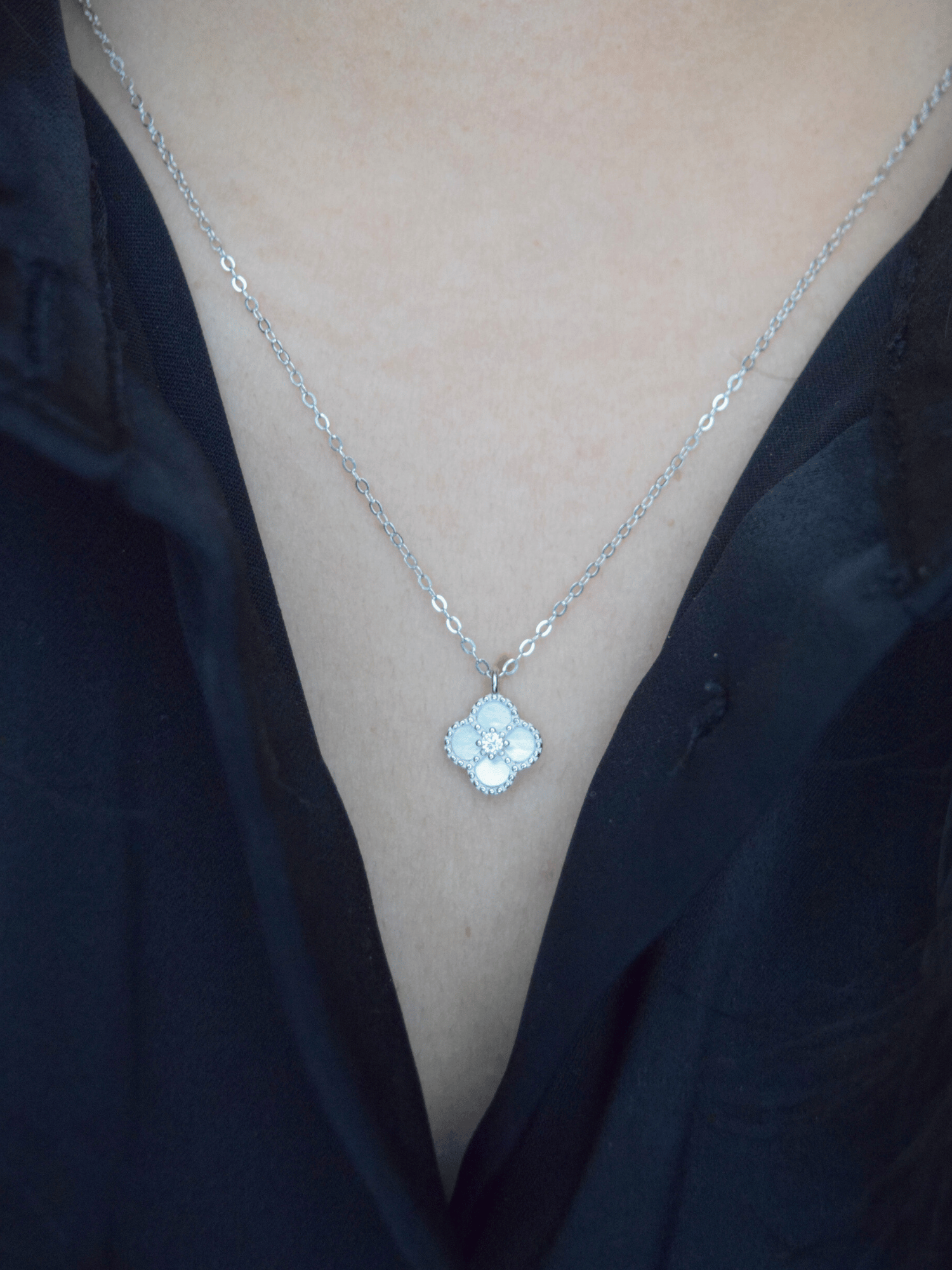 Calah Kleeblatt-Halskette - Geonea