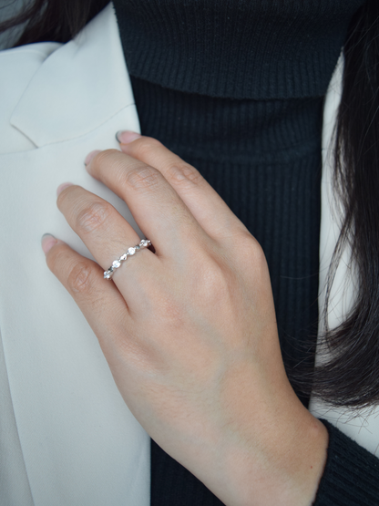 Aysha Eternity Ring - Geonea