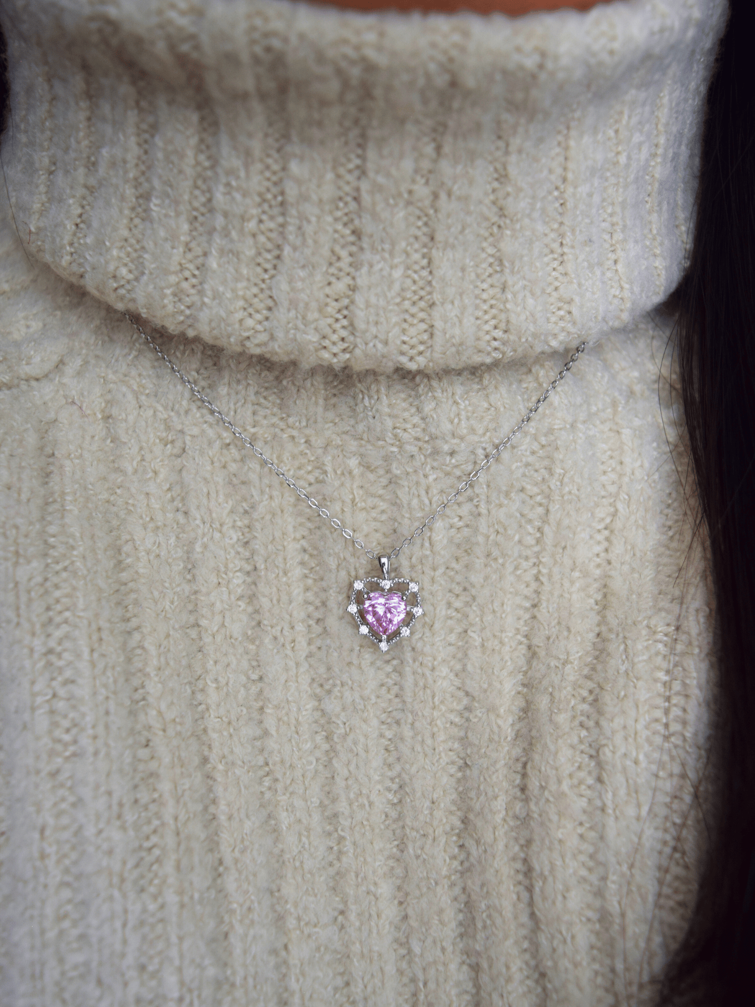 Bethel Rosa Herz Halskette - Geonea