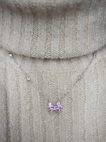 Chloe Rosa-Schleife Halskette - Geonea