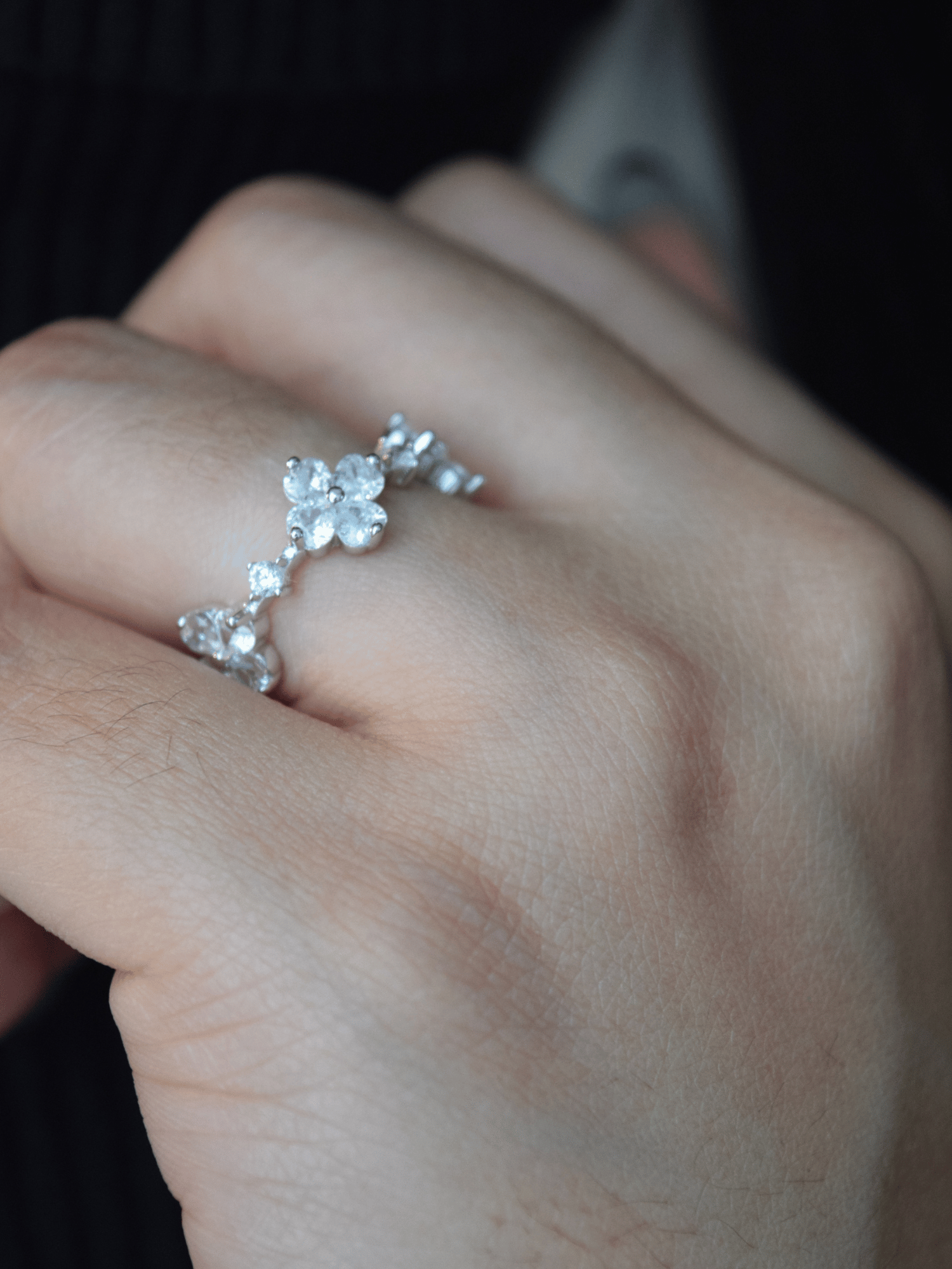 Havilah Blumen Kreuz Ring - Geonea