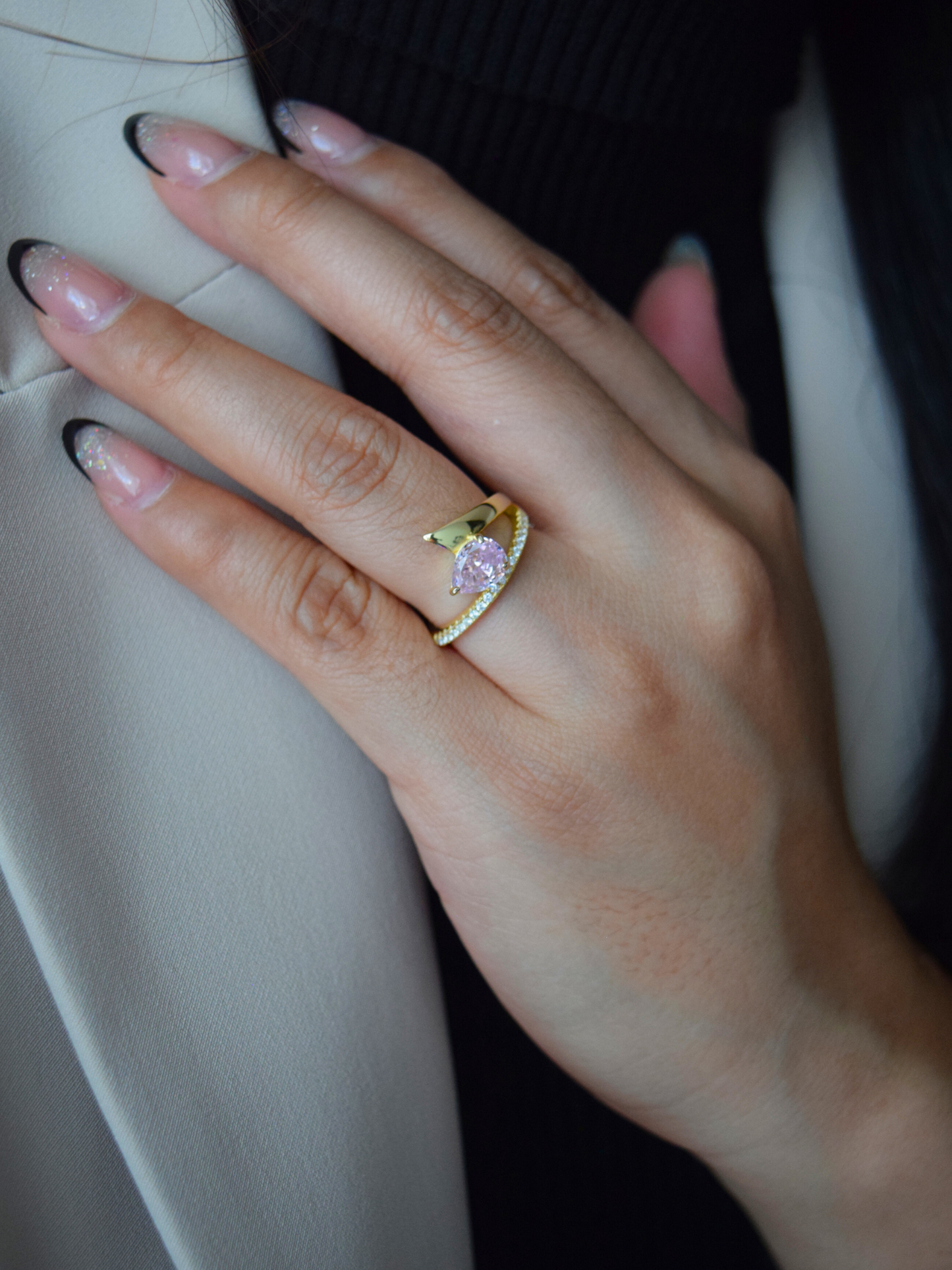 Noemi tropfenförmiger Ring - Geonea