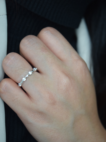 Aysha Eternity Ring - Geonea