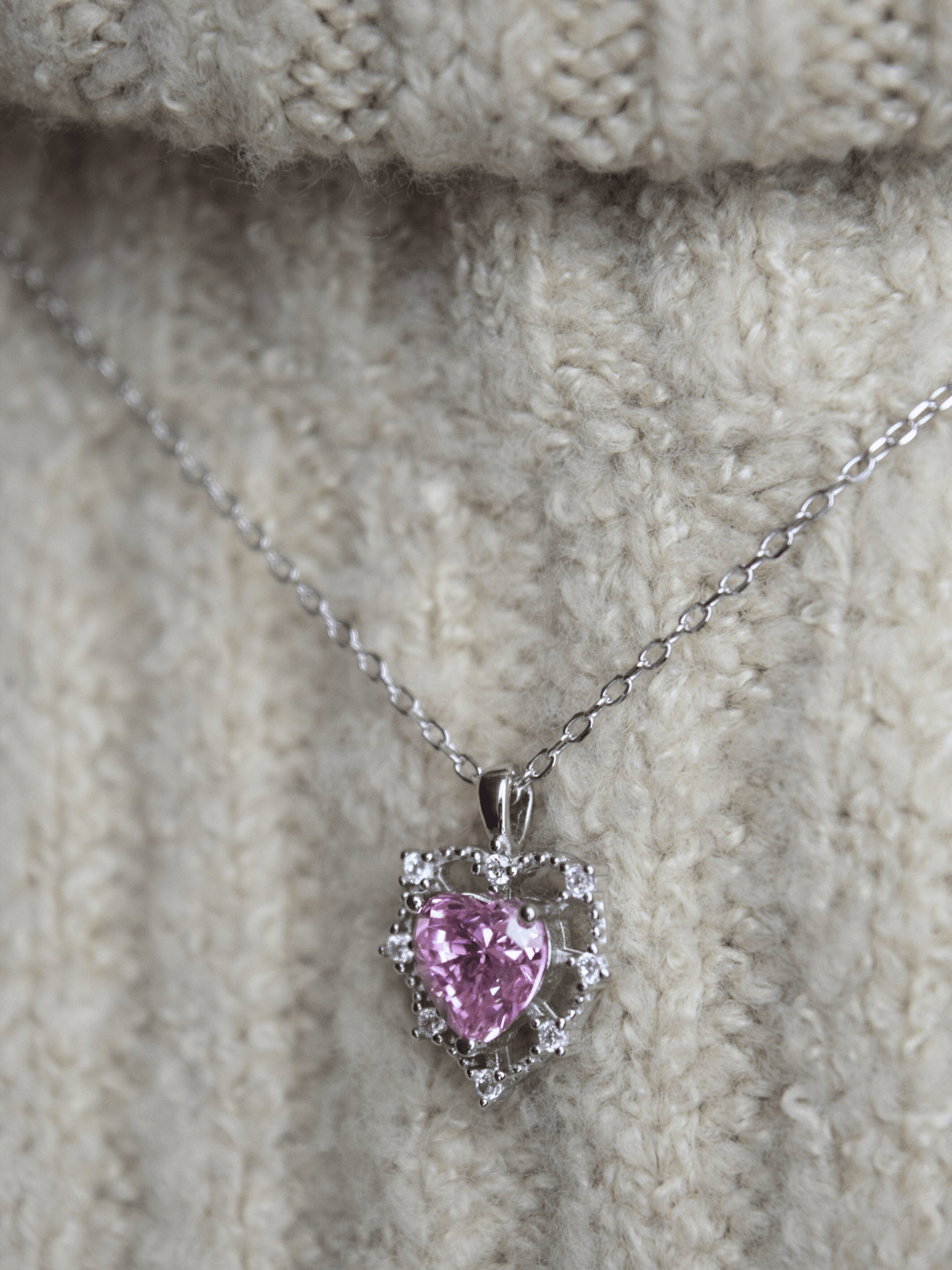 Bethel Rosa Herz Halskette - Geonea