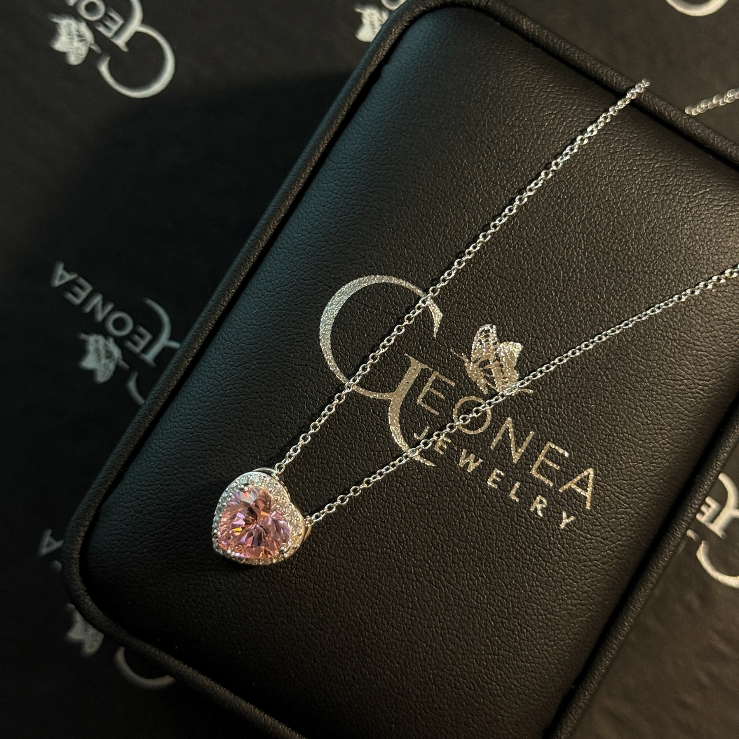 Leah Herz Zirkonia Halskette - Geonea