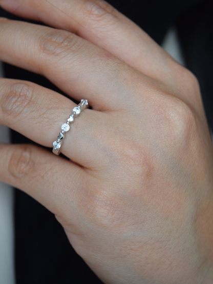 Aysha Eternity Ring - Geonea
