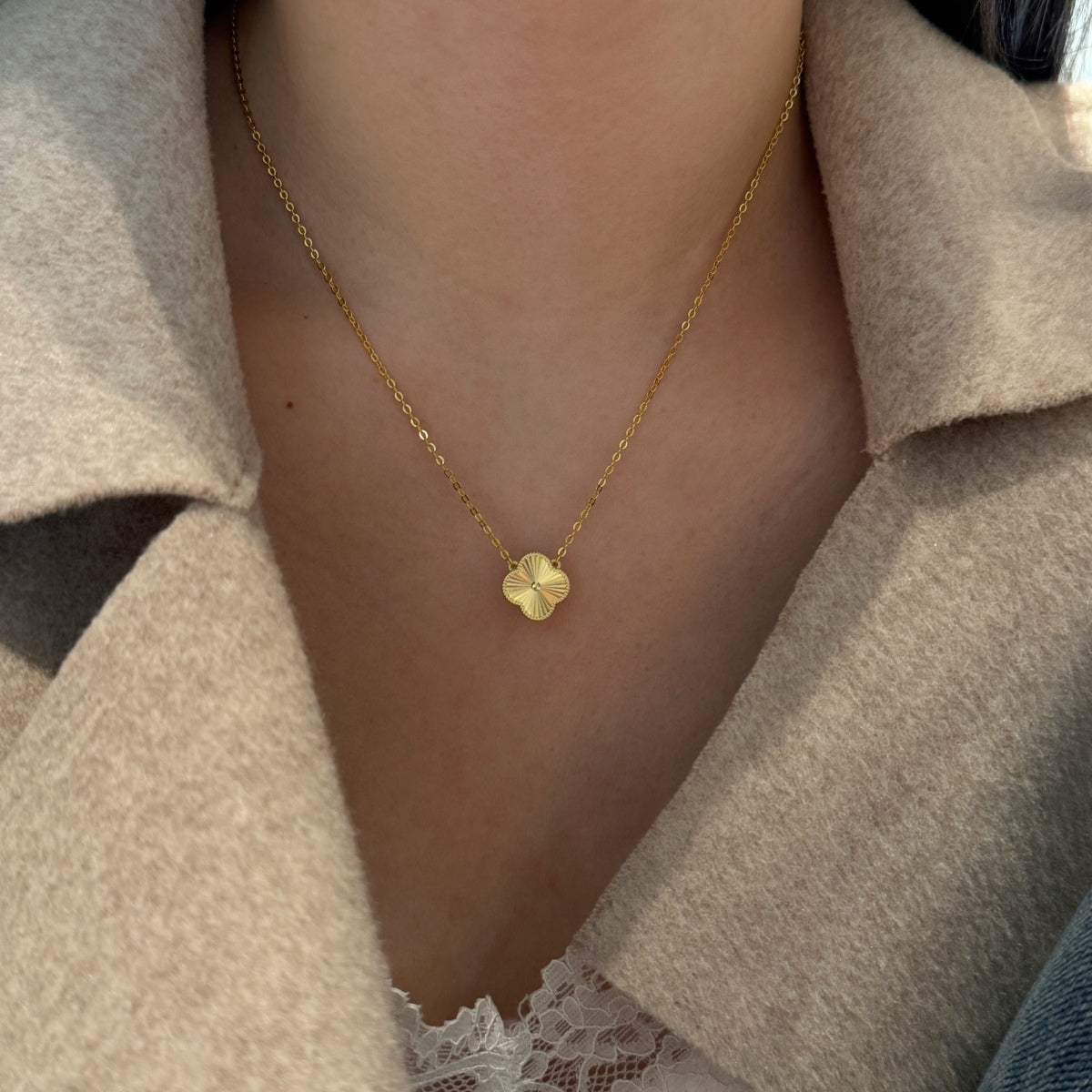 Kleeblatt Halskette -Rinah Gold