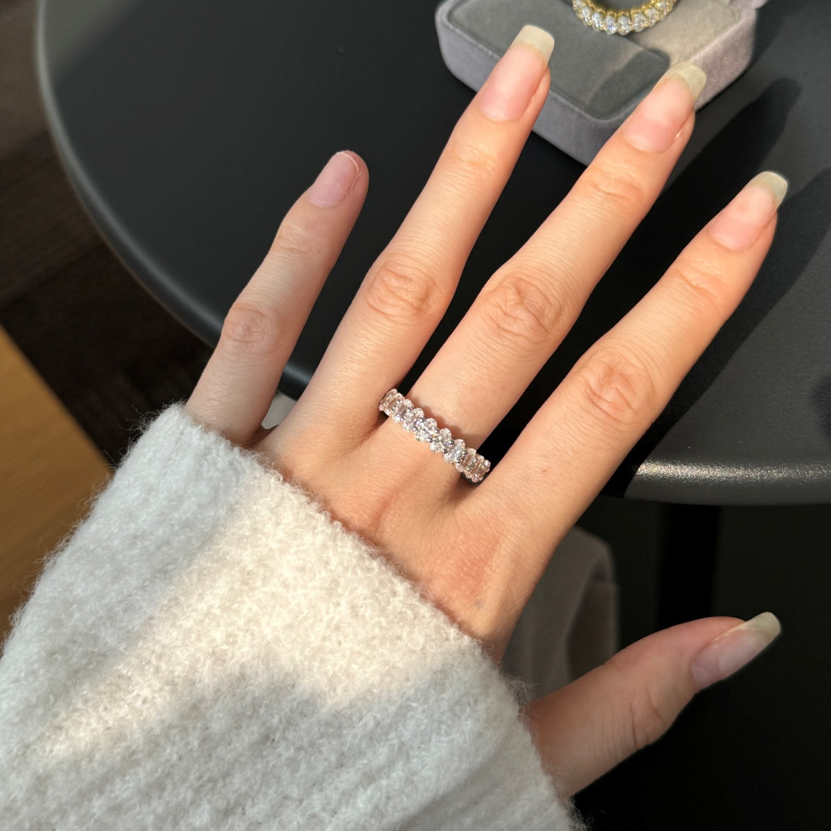 Zibiah Ring mit Baguette-Zirconia - Geonea