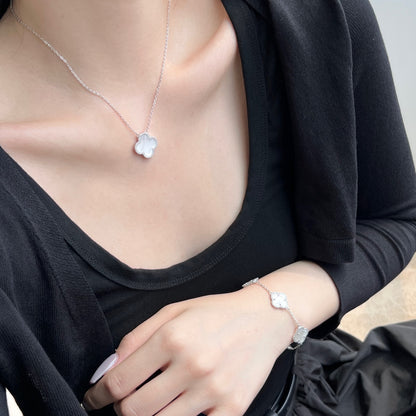 Kleeblatt Halskette -Mary