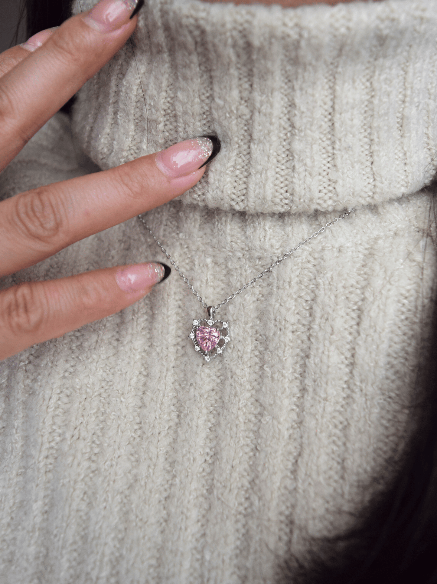 Bethel Rosa Herz Halskette - Geonea